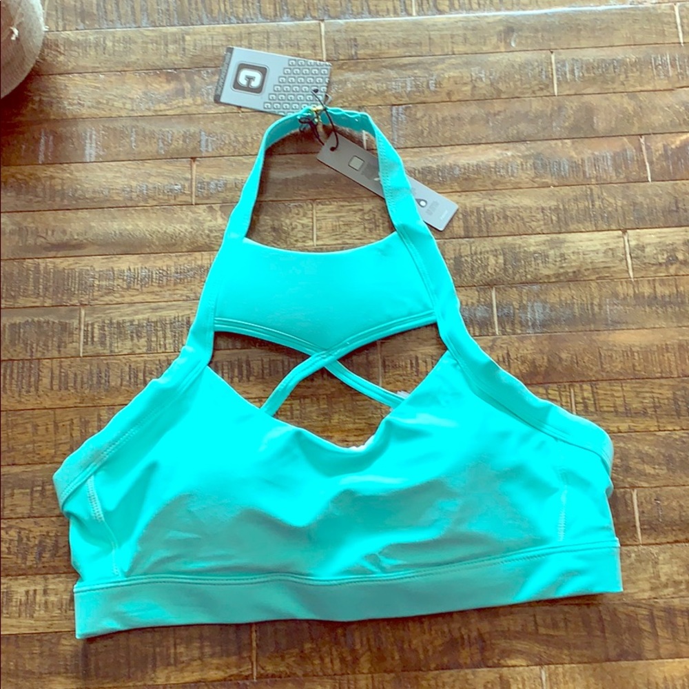 ⭐️ Chestee Kandace Sports Bra size 10 ⭐️ NWT